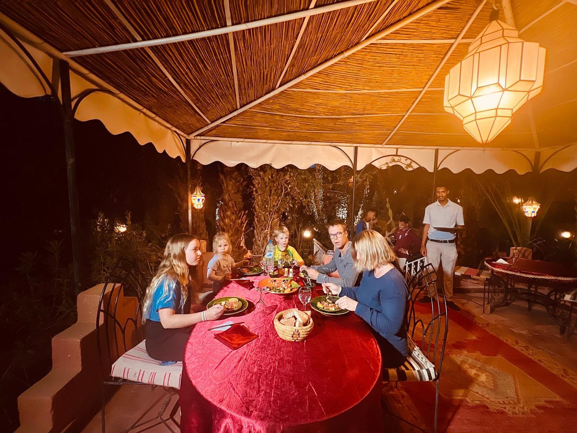 Riad Le Petit Jardin Zagora Ngoại thất bức ảnh